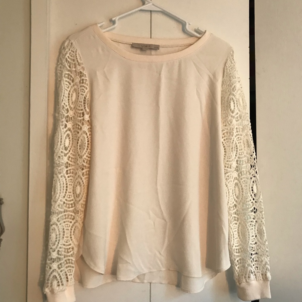 LOFT LACE LONG SLEEVED BLOUSE